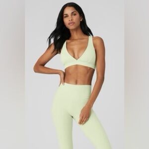 Alo Soft Show Stopper Bra